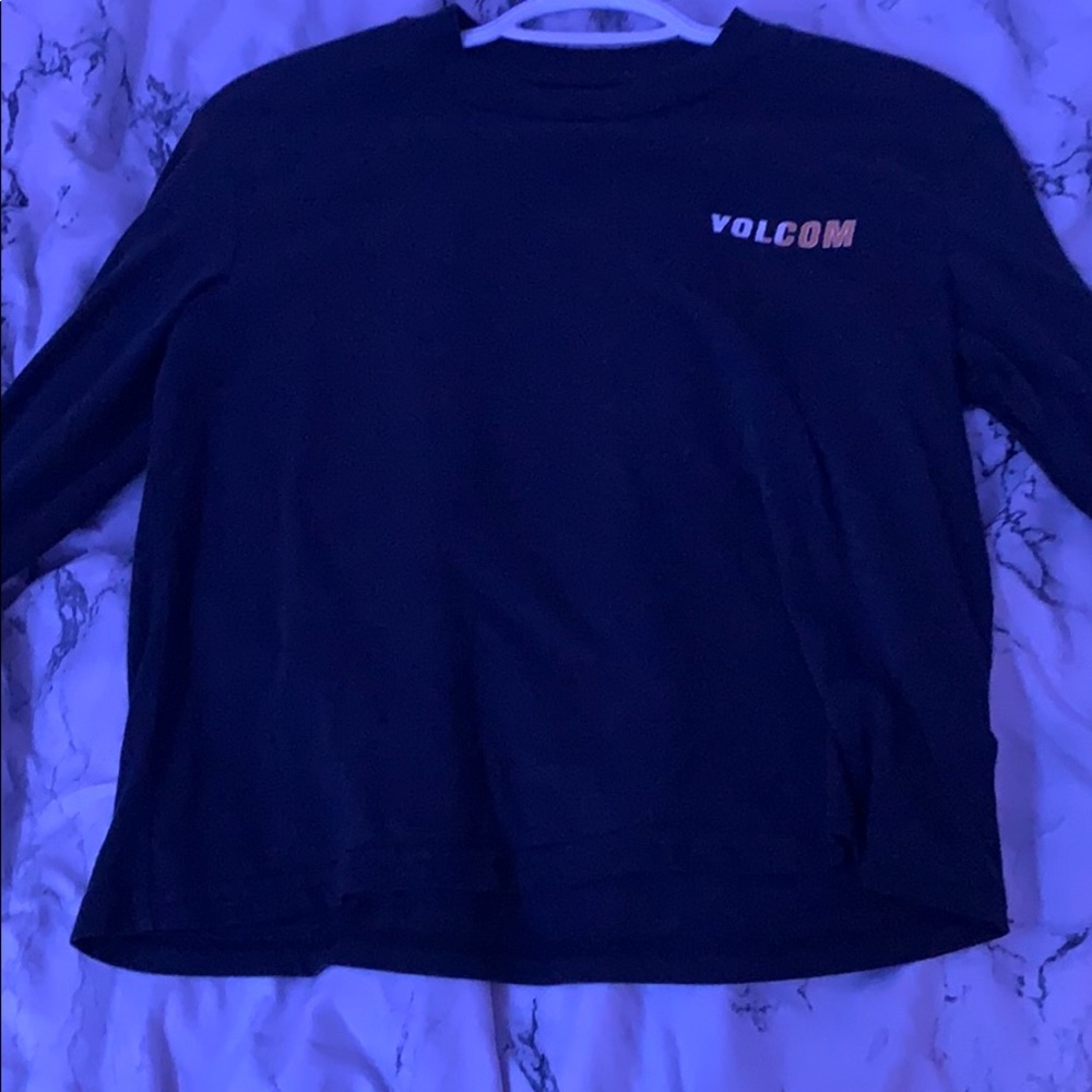 Black shirt